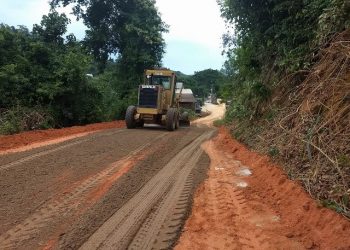 Prefeitura de Rio Bananal intensifica recuperação e patrolamento de estradas Rurais