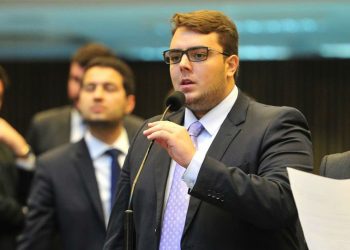 Presidente da CCJ diz que reforma da Previdência será votada em 17 de abril na comissão