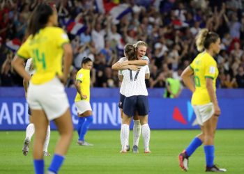 Brasil mostra coragem na Copa, mas eliminação acende alerta para futuro pós ”geração Marta”