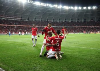 Internacional vence o Palmeiras nos pênaltis e vai à semifinal