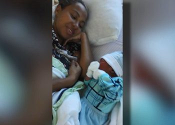 Mãe entra em trabalho de parto na BR-101 e tem bebê na ambulância