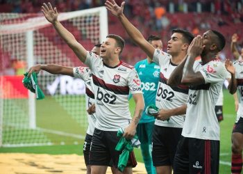 Em jogo emocionante, Flamengo empata com o Inter no Beira-Rio e avança na Libertadores