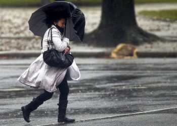Frente fria volta e ES tem queda brusca de temperatura e ventos