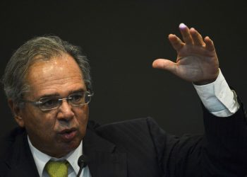 Guedes: Brasil sai do Mercosul se Argentina frear abertura do bloco