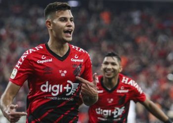 Athletico vence o Inter e abre vantagem na decisão da Copa do Brasil