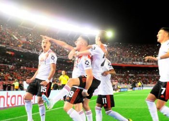 River Plate é muito superior e larga na frente do Boca Juniors na semifinal da Libertadores