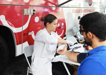 Ônibus do Hemoes estará em quatro cidades no mês de outubro