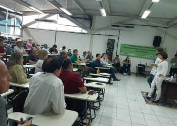 Mercado de alimentos orgânicos em discussão em Vitória
