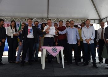 Governo do Estado realiza entregas e assina convênio em Aracruz