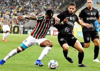 Com gol de Yony, Fluminense vence o Botafogo e se afasta do Z-4