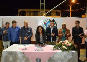 Governo assina Ordem de Serviço para construção de alambrado em campo de futebol de Afonso Cláudio