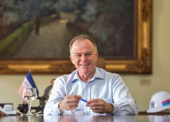 Casagrande anuncia reajuste para servidores públicos estaduais