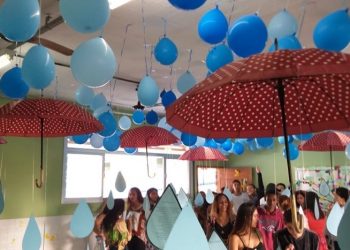 Exposição de poesias conta com imaginação e criatividade dos alunos da Escola Jacaraípe