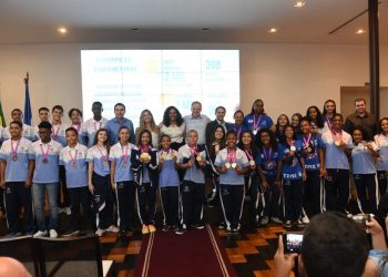 Governo do Estado lança programas esportivos de 2020 em cerimônia no Palácio Anchieta