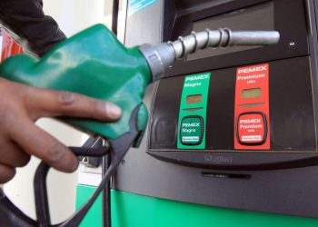 Petrobras reduz preço da gasolina e do diesel para distribuidoras