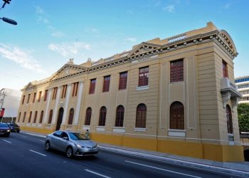 Fames E PMV celebram parceria para ampliar espaços de estudo de música