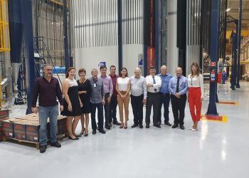 Equipe do PEIEX-ES visita empresa capixaba com potencial exportador