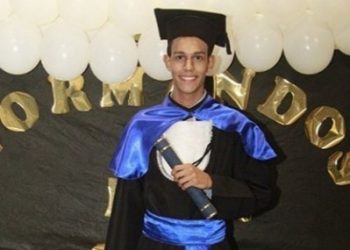 Aluno surdo da Rede é aprovado em vestibular da Ufes
