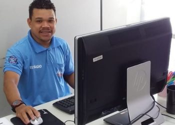 Aluno da EJA Profissional é aprovado em processo seletivo para estágio em administração