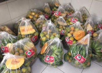 Agricultores de Guaçuí doam alimentos a famílias e entidades carentes