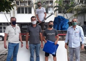 Barracas de feira são entregues a associação de produtores orgânicos