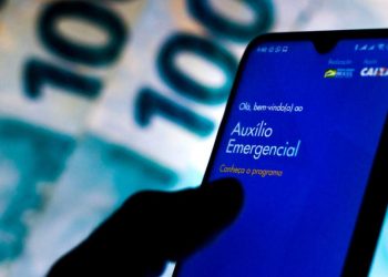 Bolsonaro confirma prorrogação do auxílio emergencial até dezembro