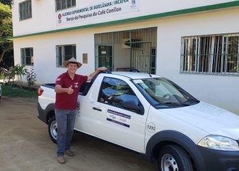 Incaper entrega sete picapes em Fazendas Experimentais