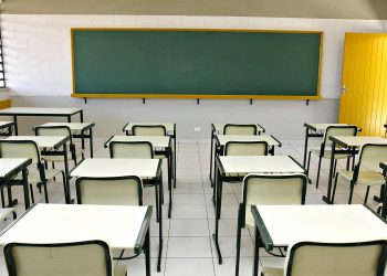 Governo do ES recorre de decisão que suspende retorno das aulas nas escolas particulares