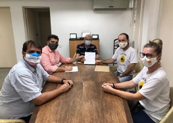 Seag, Ceasa e Sindicato dos Trabalhadores Rurais de Santa Maria de Jetibá celebram convênio
