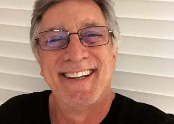 Morre, aos 58 anos, o ator Eduardo Galvão, vítima da covid-19
