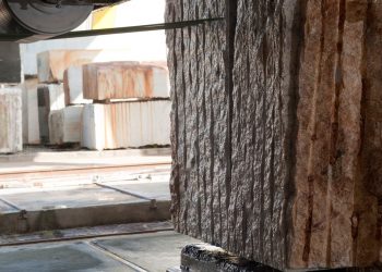 Produção de rochas ornamentais capixaba tem recursos do Bandes