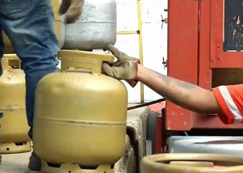 Litro da gasolina será vendido por R$ 4 e gás de cozinha por R$ 40 em São Mateus