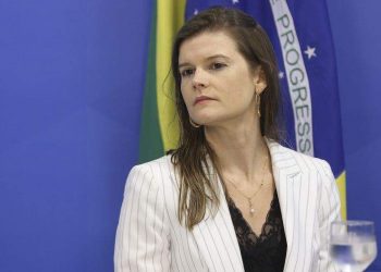 Previsão é mandar projeto de privatização da Codesa para TCU até agosto, diz Martha Seillier