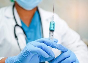Trinta mais: VV anunciou, mas Vitória vacinou primeiro