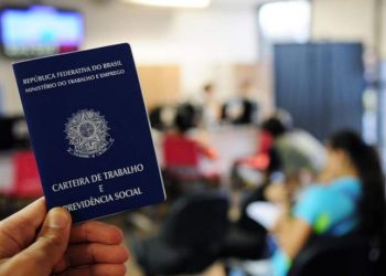 Semana começa com mais de 2,2 mil vagas de emprego no ES