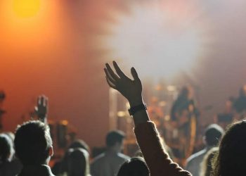 Confira as regras para shows com até 600 pessoas no ES; liberação passou a valer nesta quarta-feira