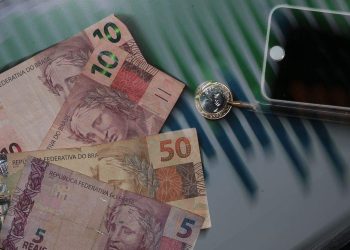 FGTS: saque-aniversário de 2022 já está disponível. Veja calendário e como fazer