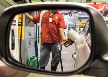 Por que houve aumento do preço da gasolina nos postos mesmo sem reajuste da Petrobras?