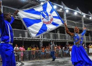 Transmissão do Carnaval: assista ao desfile desta sexta no Folha Vitória