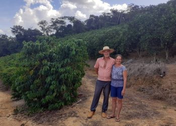 Família produz café e citros e diversifica renda com auxílio do Incaper