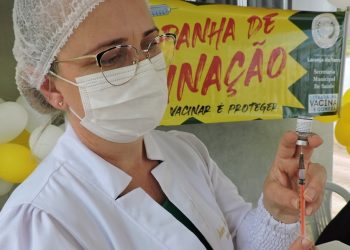 Estado amplia segunda dose de reforço da Covid-19 para a população com mais de 30 anos e grupos prioritários