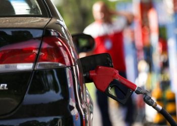 Entenda a taxação de combustíveis no início do governo Lula