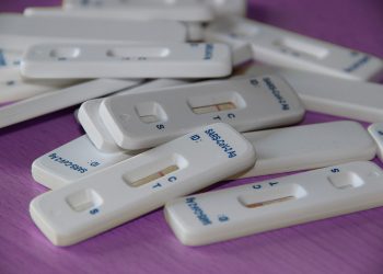 ES registra, em uma semana, o maior número de casos de covid desde janeiro