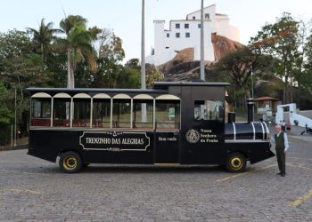 Trenzinho das Alegrias é a nova atração do Convento da Penha