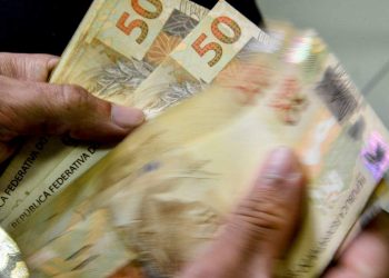 Décimo terceiro: 1ª parcela deve ser paga até esta quinta-feira