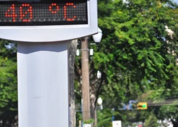 Saiba como o calor excessivo altera metabolismo do corpo