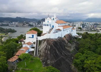 ‘Réveillon Luz’ no Convento da Penha, que teria bebida e até DJs, é cancelado