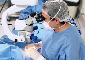 Catarata? Saiba o momento certo de operar e como é feita cirurgia