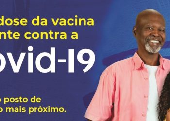 Idosos e imunocomprometidos já podem receber a segunda dose de reforço da vacina bivalente no Estado