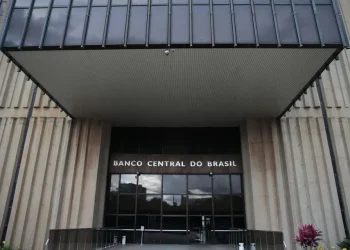 Banco Central divulga edital de concurso; salário supera R$ 20,9 mil